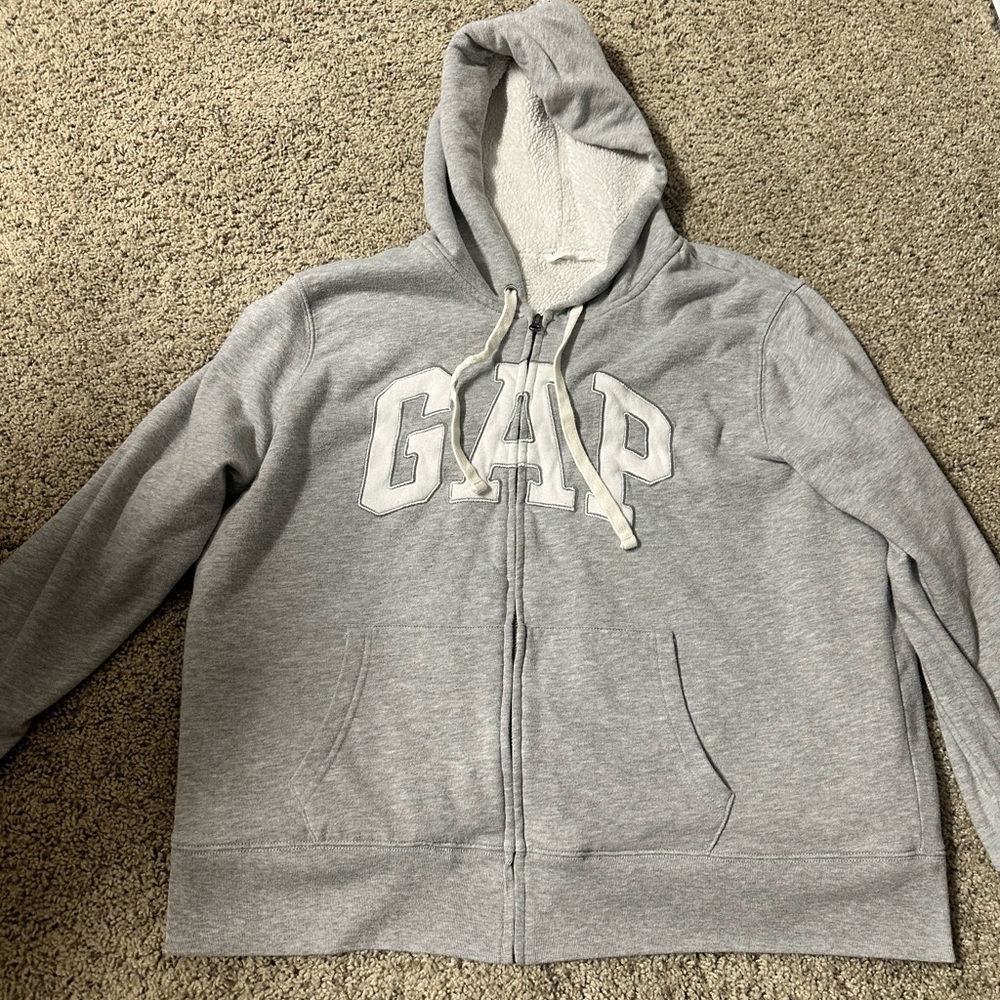 GAP Sherpa-Lined Gray Hoodie